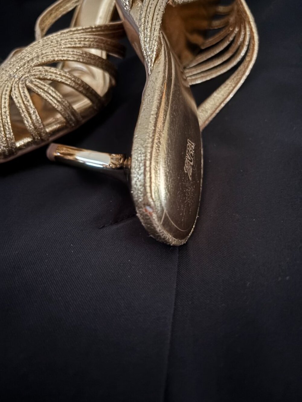 ZARA Champagne Metallic Strappy Slide Sandals Women's US 9 EU 40 Elegant Party - Picture 5 of 5